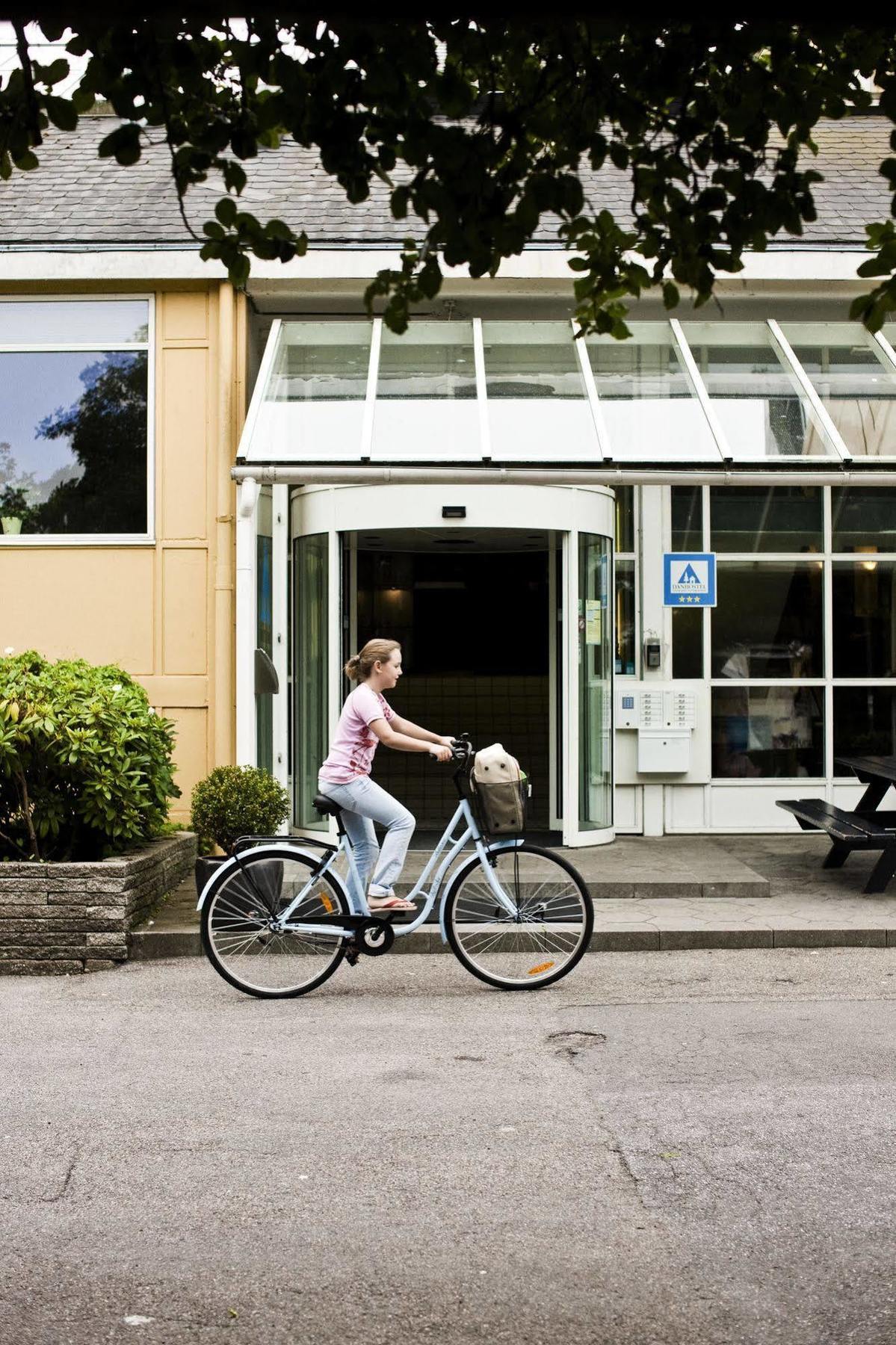 Danhostel Copenhagen Bellahoj ภายนอก รูปภาพ